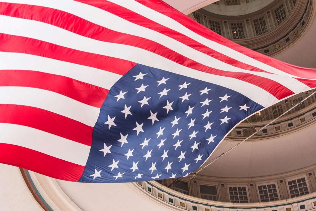 1negative Space American Flag Interior Building 1024x683